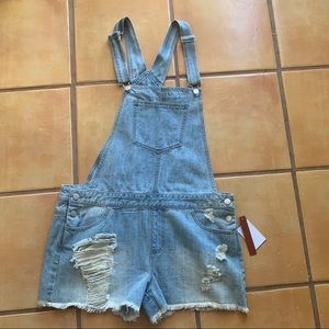 FIRE LOS ANGELES DENIM OVERALL DISTRESSED SHORTS